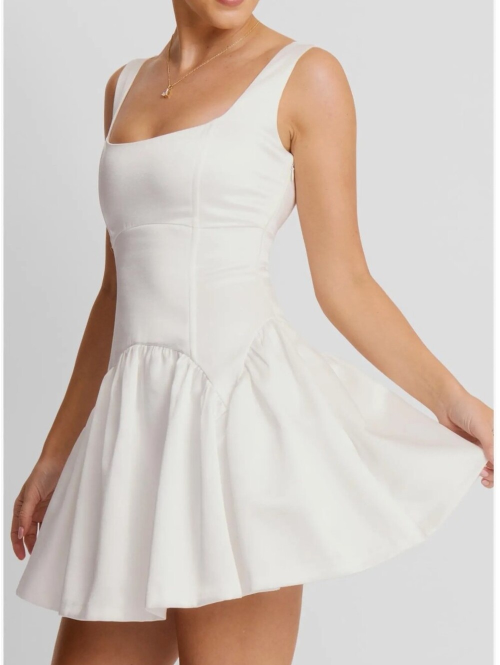 Six Stories NWT Scoop Neck Sleeveless Skater Mini Dress In White Size 2